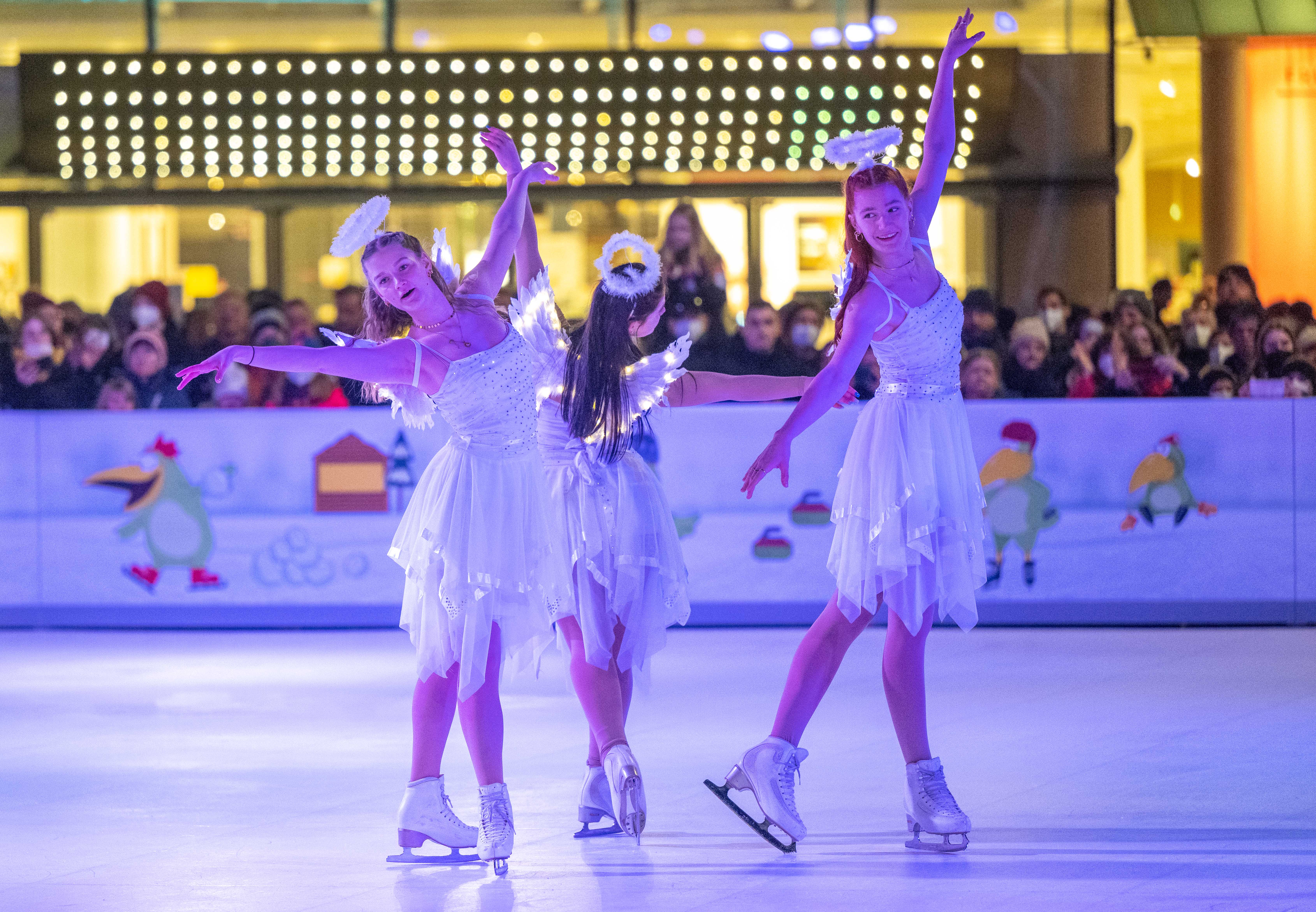 Thumbnail Peace on Ice